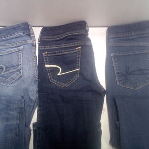 Lot of three size two women's jeans